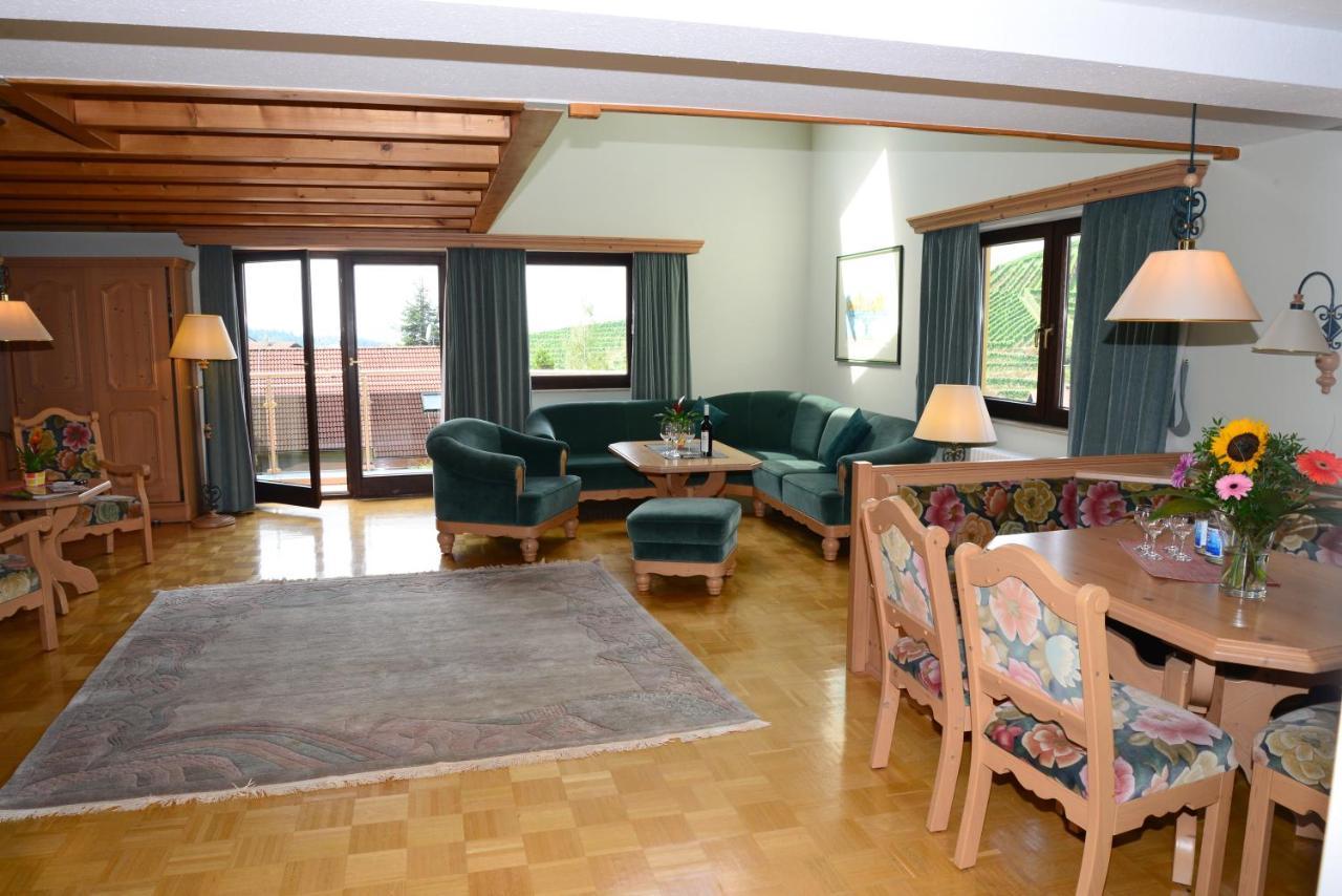 Residence Am Weinberg / Travellers Hotelbetriebs Gmbh Засбахвалден Екстериор снимка