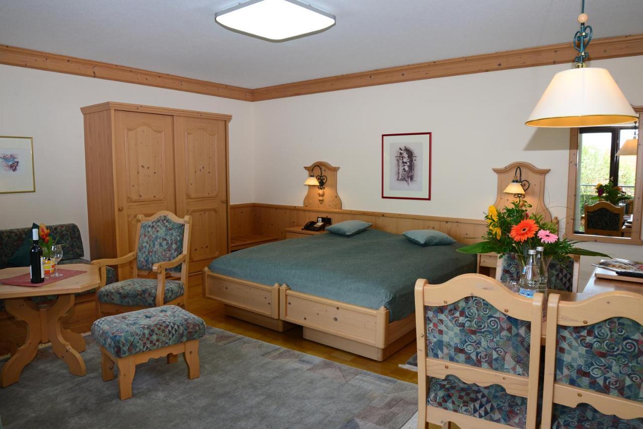 Residence Am Weinberg / Travellers Hotelbetriebs Gmbh Засбахвалден Екстериор снимка